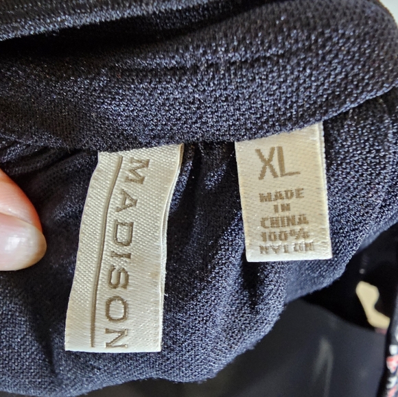 3/$20 Madison XL Square Neck Top - Picture 4 of 8
